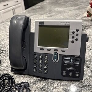 Cisco 7960 IP‎ VOIP PoE Business Office Phone- w/stand & Adapter, Gray TESTED
